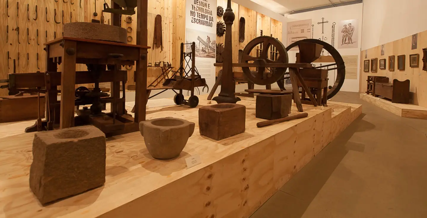 254291eec6d0444fb19c22fbb4341165