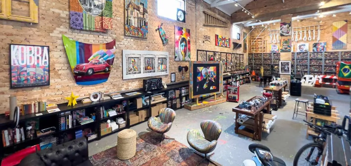 Geral atelie kobra itu